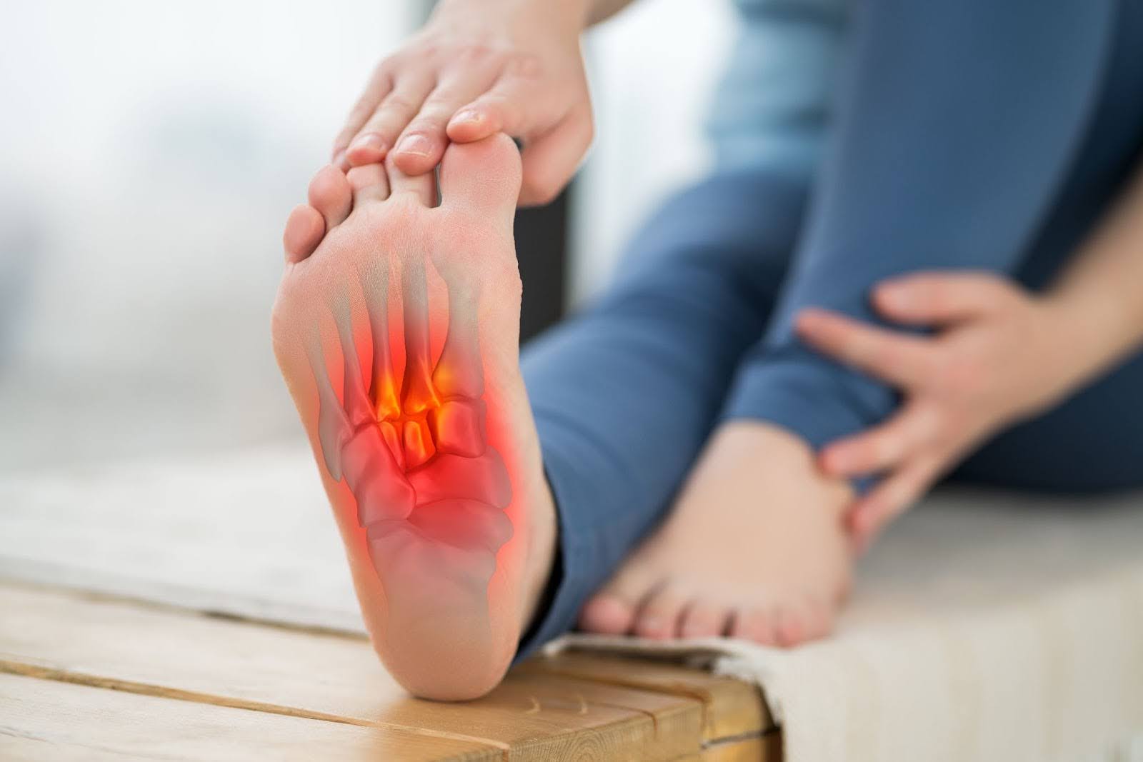 A Comprehensive Guide to Managing Plantar Fasciitis Pain in Individuals